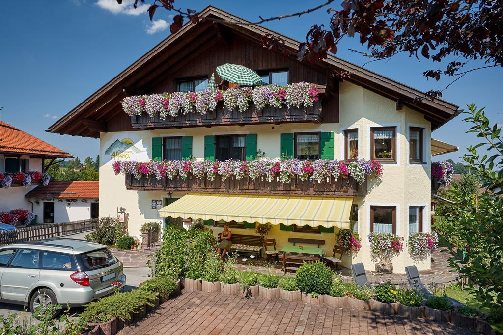 Gaestehaus Alpina Bad Kohlgrub Zewnętrze zdjęcie
